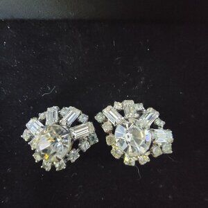 Vintage Warner Rhinestone Clip On Earrings Clear Crystal Baguettes Round Stones